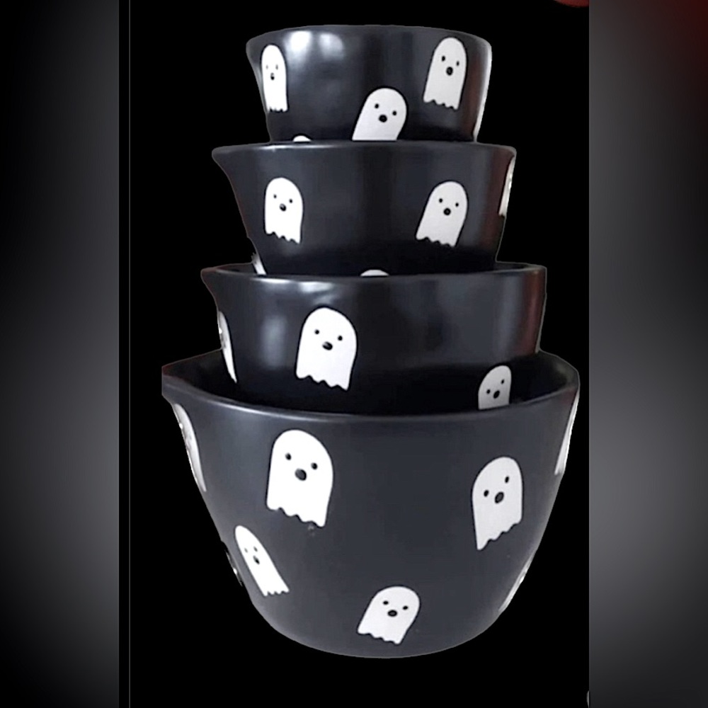 Rae Dunn ghost Measuring cups